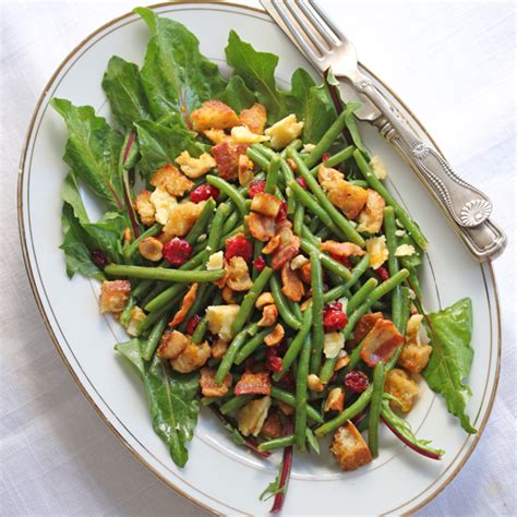 Did you know that dandelions can be used in cooking? Haricot Vert & Dandelion Salad with Bacon & Dried ...