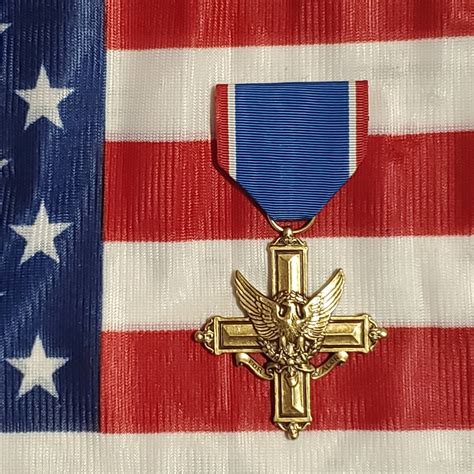 Us Army Distinguished Service Cross Dsc Full Size Medal Etsy