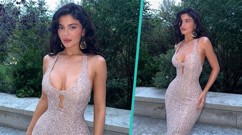 Kylie Jenner Shuts Down Paris Fashion Week In Curve Hugging Gown While