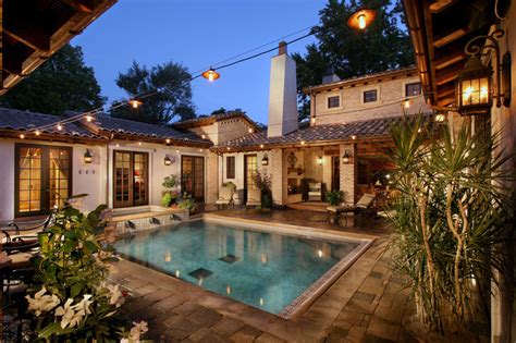 11 Mediterranean Courtyard Home Plans That Will Make You Happier Jhmrad