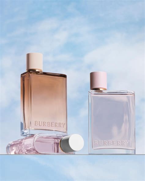 Burberry Her Intense Burberry A Fragrance