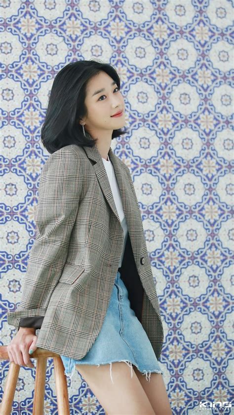 Find the perfect seo ye ji stock photos and editorial news pictures from getty images. Seo Ye Ji (서예지) | Psycho but it's okay 💙 - KpopLocks HD ...