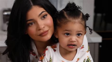 Kylie Jenner Christmas Cookies With Stormi Traduction Française