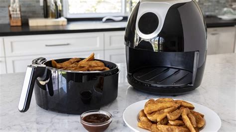 The Alarming Reason Magic Chef Air Fryers Were Just Recalled