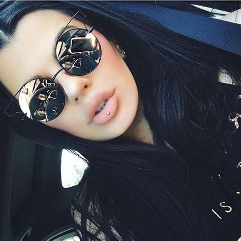Instagram Photo By Slayers • Apr 27 2016 At 226pm Utc Pretty Sunglasses Hot Sunglasses