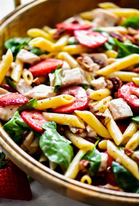 Strawberry Chicken And Spinach Pasta Salad Life In The Lofthouse