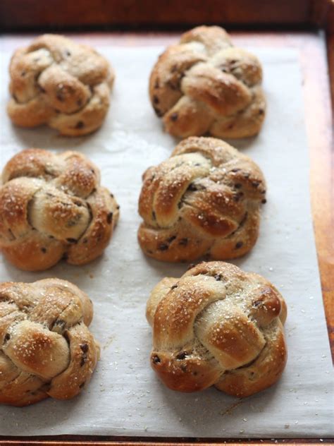 Sweet And Salty Mini Chocolate Chip Challah Buns Completely Delicious