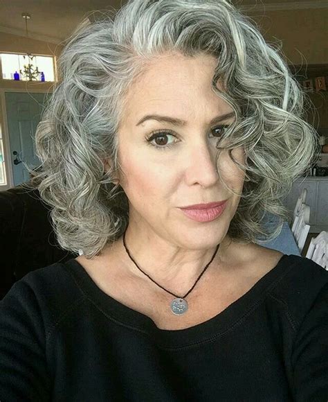 Pin By Mané Da Conceição On Hair Nailsmake~up Grey Curly Hair Gray
