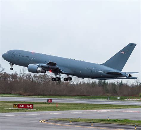 Second Boeing Us Air Force Kc 46a Tanker Completes First Flight