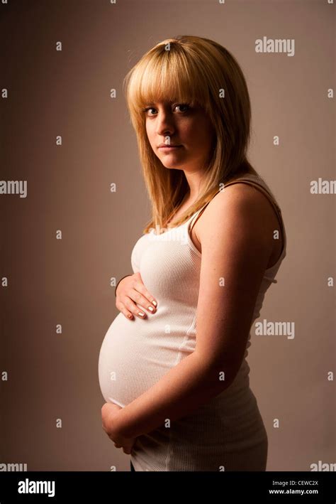 Eine Schwangere Junge Teenage Blonde Behaarte Mädchen Frau