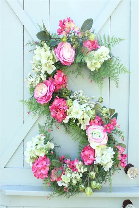 Even if it's cold and rainy where you are (like it is here today) you can get started on one of these diy summer wreaths. 19 DIY Summer Wreath Ideas - Outdoor Front Door Wreaths ...
