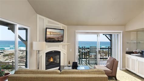 Oceanfront Hotel Suites In Monterey Sanctuary Beach Resort