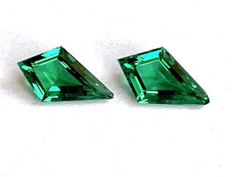 The Emerald Empire Jewelry Connoisseur