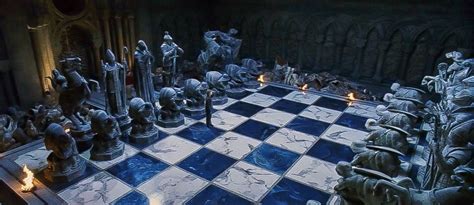 Harry Potter And The Sorcerers Stone Life Sized Wizards Chess Set