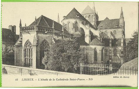 Lisieux 42 Labside De La Cathédrale Saint Pierre Cpaddict Cartes