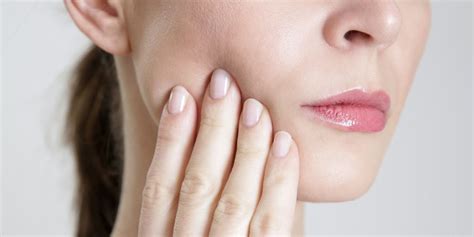 Cheek Biting Causes Symptoms And Treatments