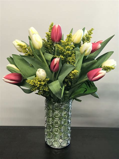 Flowering cherry, magnolia, azaleas and tulips in spring; Spring Tulips in Dorchester, MA | Trang's Flower Shop