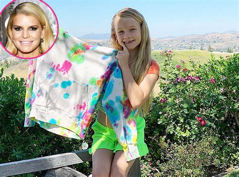 Jessica Simpsons Daughter Made Her A Special Mothers Day T