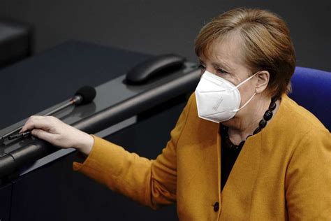 Merkel Beder Om Tilgivelse For At Beordre Påskelukket Midtjyllands Avis
