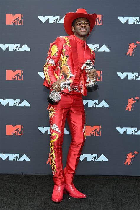 Поделиться lil nas x — montero (call me by your name) (2021) lil nas x and rm — seoul town road (old town road remix) (2019) Lil Nas X spans generations with performance of "Panini" at the MTV VMAs