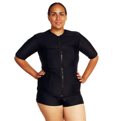 Plus Size Zip Front Short Sleeve Rash Guards Oceanroadswimwear