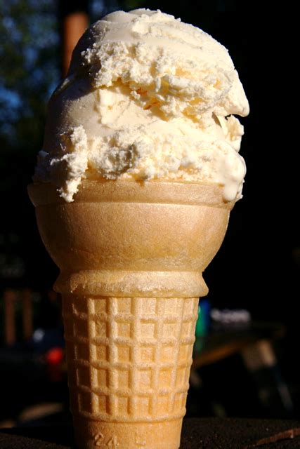 Filevanilla Ice Cream Cone At Camp Manitoulin Wikimedia Commons