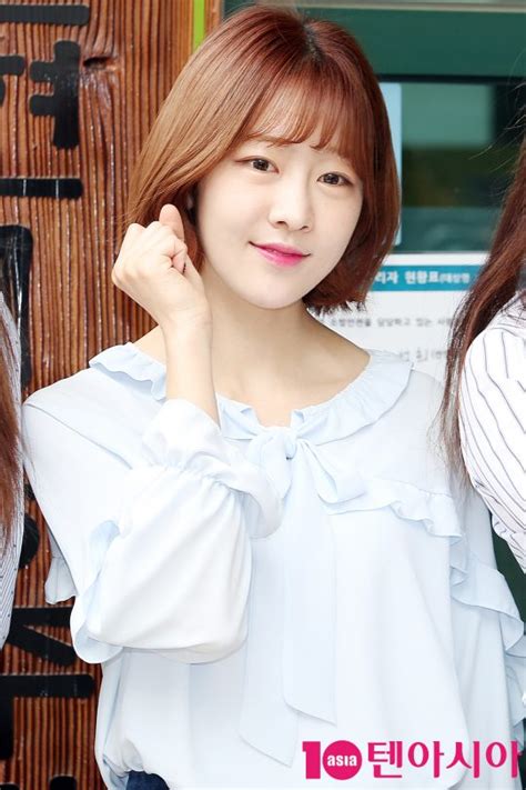 = laboum (라붐) profile =. TEN PHOTO 라붐 유정 '자체 발광 미모' | 텐아시아