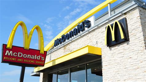 Mcdonalds Sheds Stores And Gains Customers With Budget Appeal The