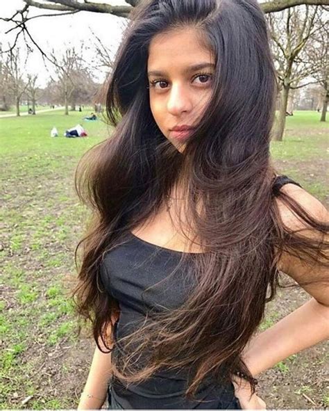Check Out Shah Rukh Khans Daughter Suhana Khan Looks Stunning In This Beautiful Photo