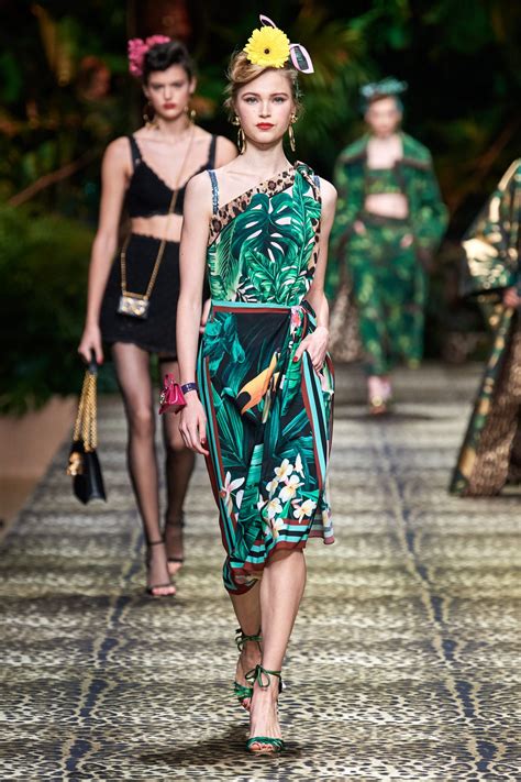 Dolce And Gabbana 夏日幸福感：來自西西里的叢林 Springsummer 2020 Vogue Hong Kong