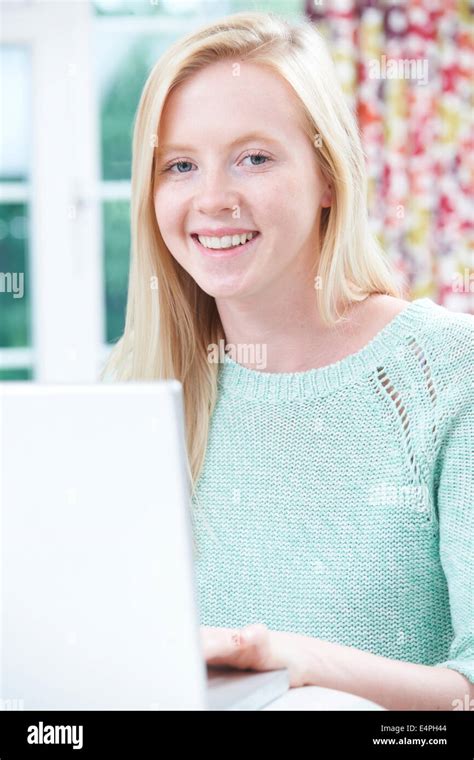 Teenage Girl Laptop Computer Hi Res Stock Photography And Images Alamy