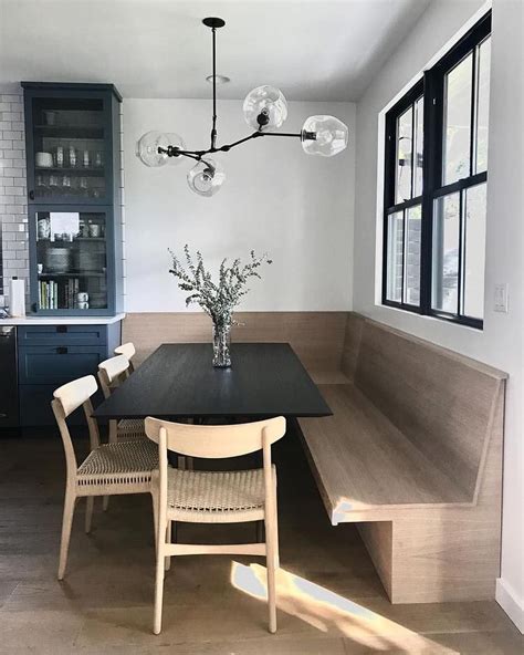 Dining Room Inspiration 💭 We Love The Idea Of Built In Seating Around