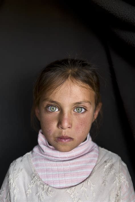 Portraits Of Syrian Child Refugees In Pictures Syrian Children