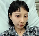 香港患癌歌手李明蔚病情加重，癌细胞扩散至肝部，已无计可施需靠轮椅代步_抗癌