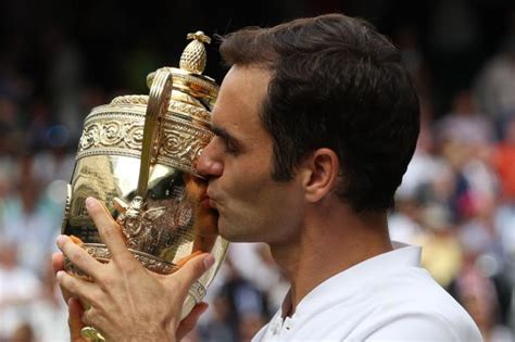 Roger Federer Wins 8th Wimbledon Title After Defeating