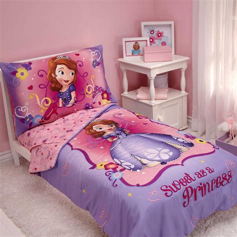 While furnishing and decorating a girls room you must take into account several factors such as her age and her likes and dislikes. Fun Bed Sheets Ideas - HomesFeed