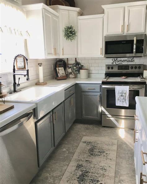 White Upper Cabinets And Light Grey Lower Cabinets Soul And Lane
