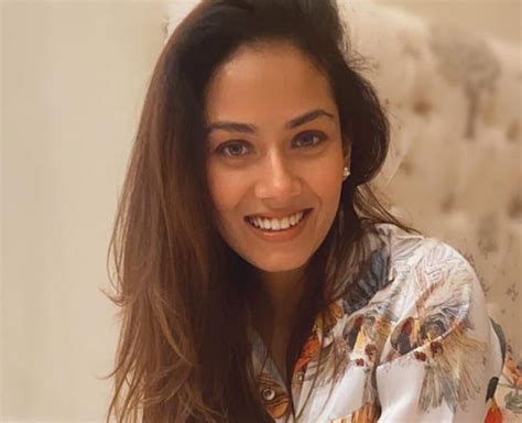 Mira Rajput Uses Diy Masks And Oils For Glowing Skin In Hindi Mira Rajput Uses Diy Masks And