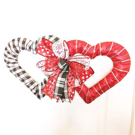 Buffalo Plaid Heart Shaped Wreath Valentines Day Wreath Etsy
