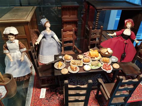 Tudor Corner House Berkshire Dolls House And Model Company