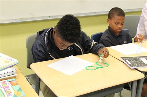 Brother Martin Campus Ministry Teaches Rosary Good Shepherd School