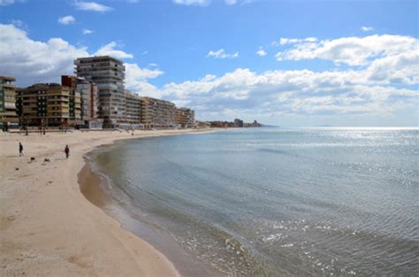 Пляжи в черте города Валенсия на побережье Испании как добраться