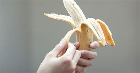 Pourquoi Vous Devriez Manger Les Peaux De Banane Terrafemina
