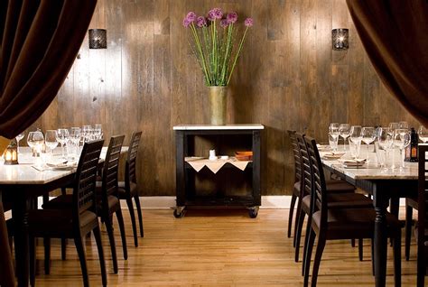 Philadelphia Restaurant Wedding Venues Thatll Host Your Reception