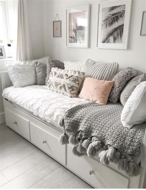 This post is sponsored by better homes and gardens at walmart. Pin by Maddie on Daybed ideas in 2020 | Small guest ...