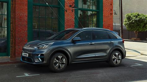 Kia e-Niro 64 kWh (2020-2021) price and specifications - EV Database