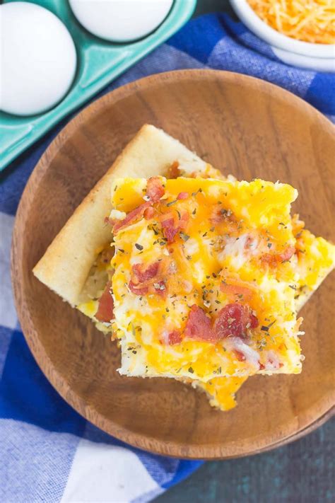 Easy Breakfast Pizza Recipe With Eggs And Bacon Pumpkin N Spice