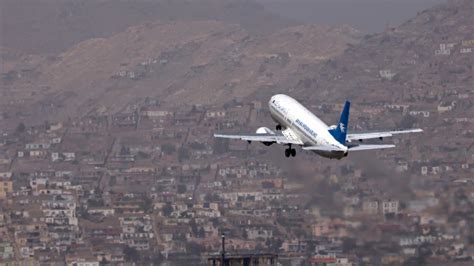 پروازهای مستقیم بین چین و افغانستان از سرگرفته شد طالبان