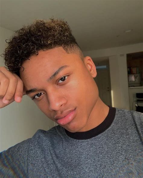 Andre Swilley In 2020 Brown Hair Boy Curly Hair Men Andre
