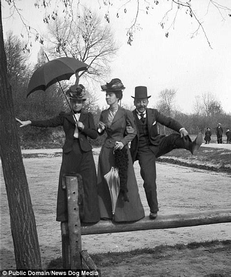 Candid Snaps Show 19th Century Britons Messing Around Daily Mail Online